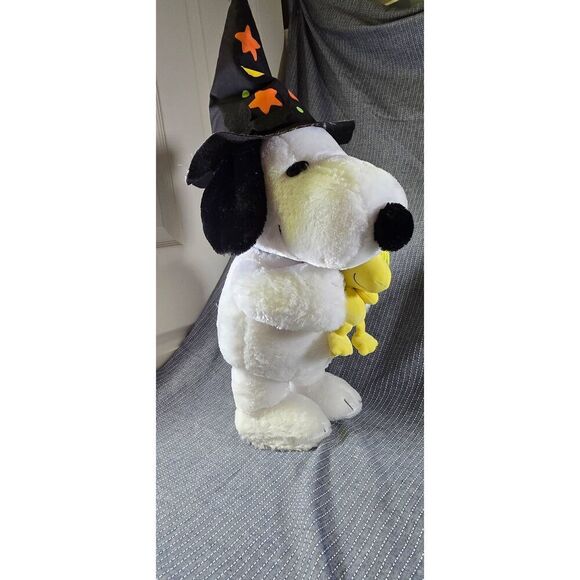 Peanuts Snoopy Halloween Door Greeter Plush - Picture 6 of 7